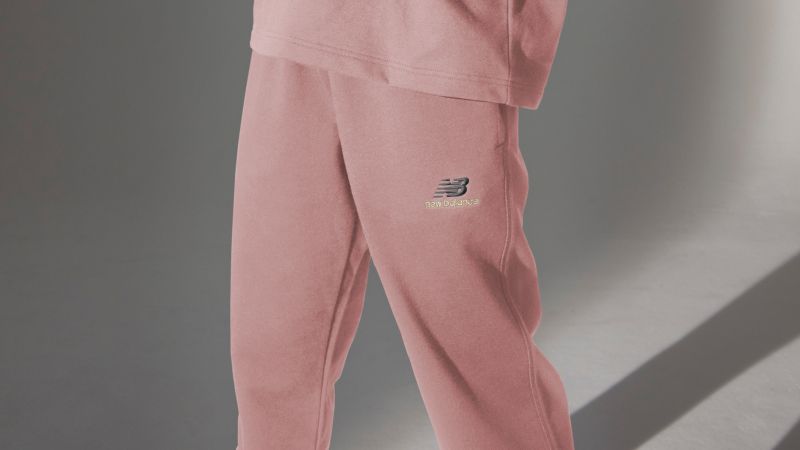 Спортивні жіночі штани від New Balance