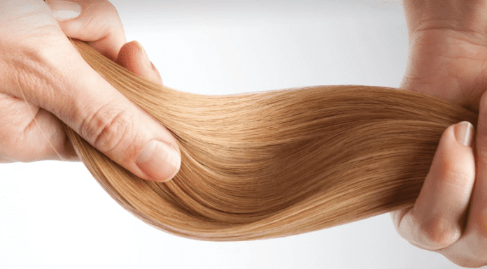 Базові засоби для догляду за волоссям: шампунь, кондиціонер, олії