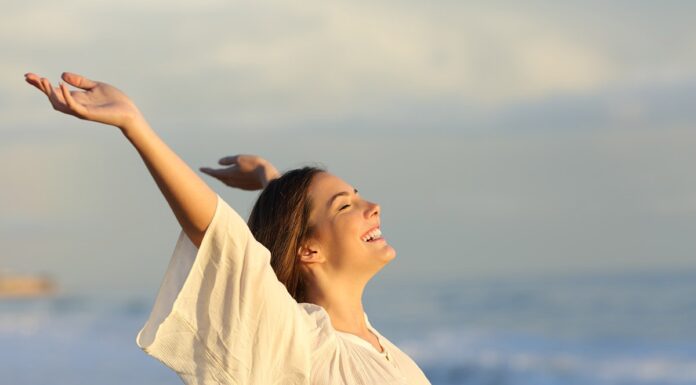 Как отличить здоровую самооценку от нарциссизма: тонкие грани