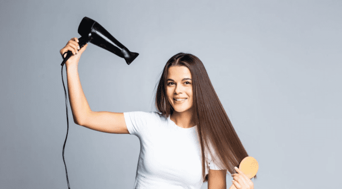 Как выбрать фен для волос: действительно нужные мощности, функции и насадки