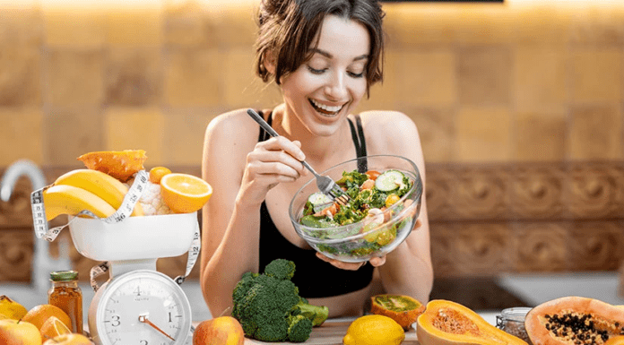 Питание для здоровой кожи: продукты, которые помогают бороться с акне и старением