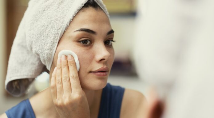 Вечерний уход за кожей: пошаговый ритуал для восстановления и омоложения