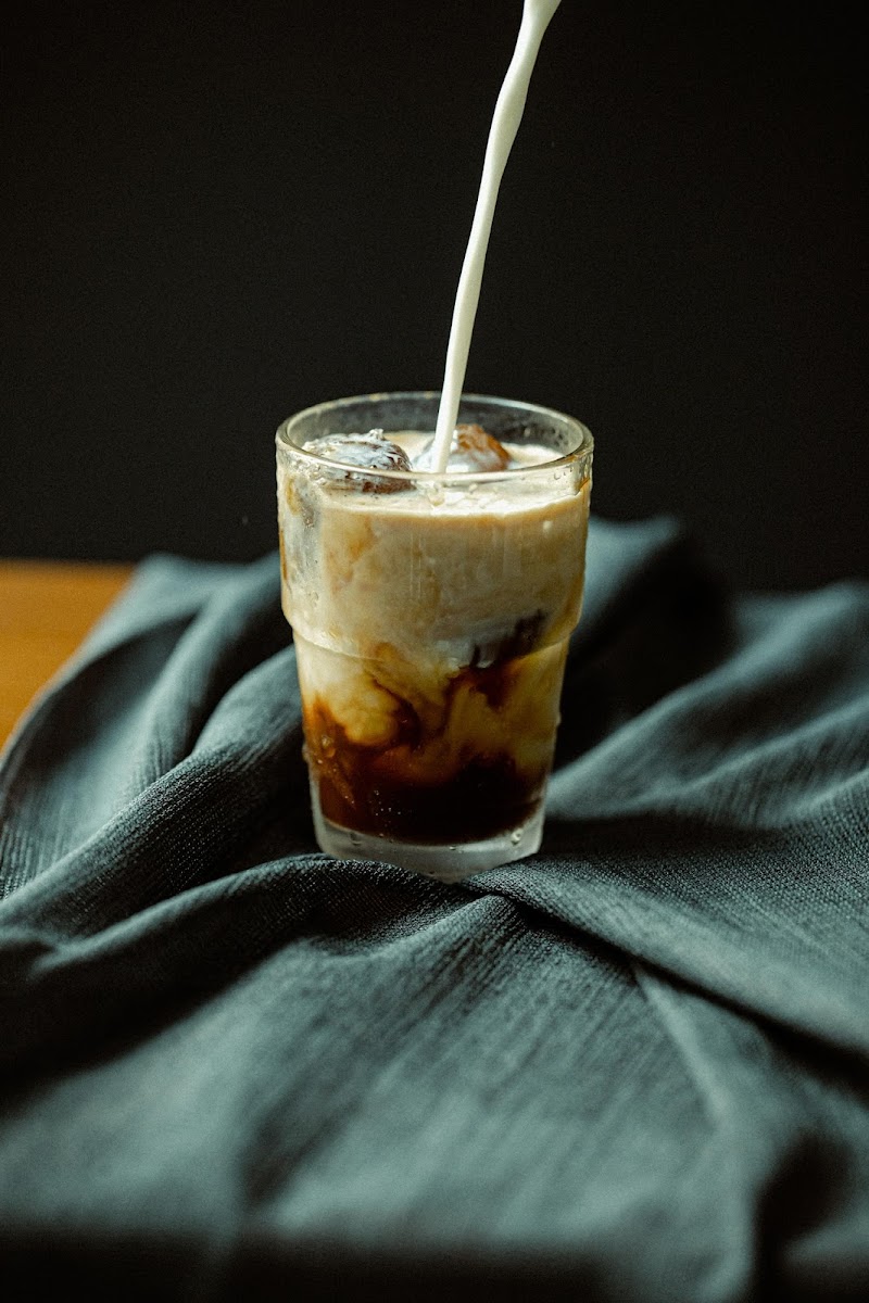 Prostir.coffee кав'ярня біля міського озера